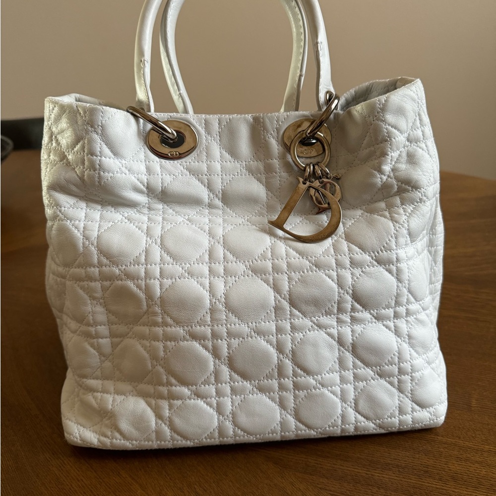 Christian Dior Lady Dior Soft Shopping Medium Tote white Channage Lambskin